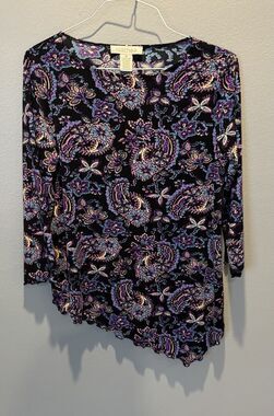 NWT Clothes Women’s Blouse Asymmetrical Hem Women’s M